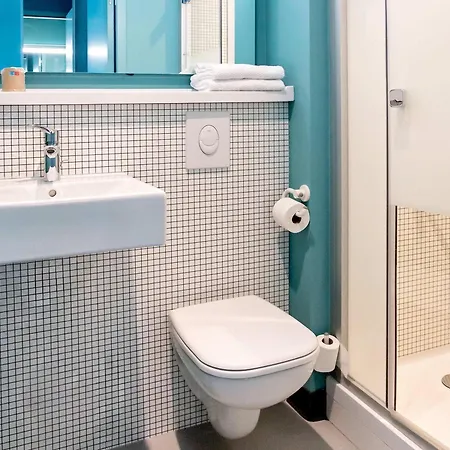 מלון Ibis Budget Centre Millenaire - 2*