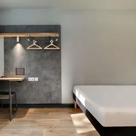 Hotel Ibis Budget Centre Millenaire - 2*