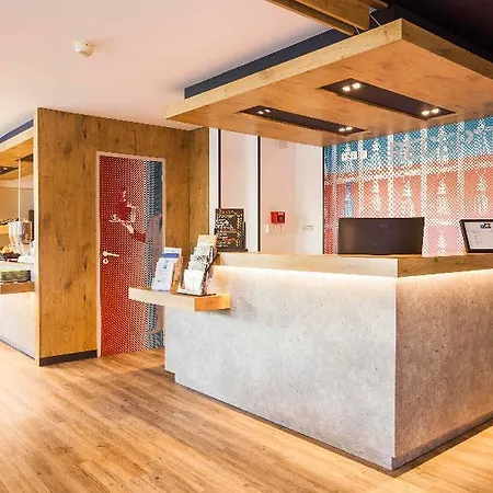 Ibis Budget Centre Millenaire - Hotel