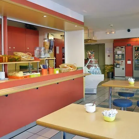 מלון Ibis Budget Centre Millenaire -