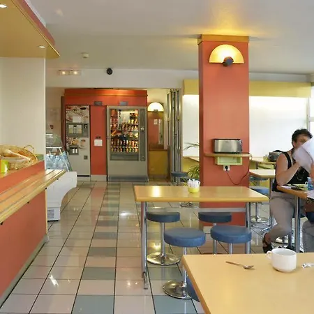 Ibis Budget Centre Millenaire - מלון