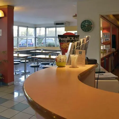 Ibis Budget Centre Millenaire - 2*