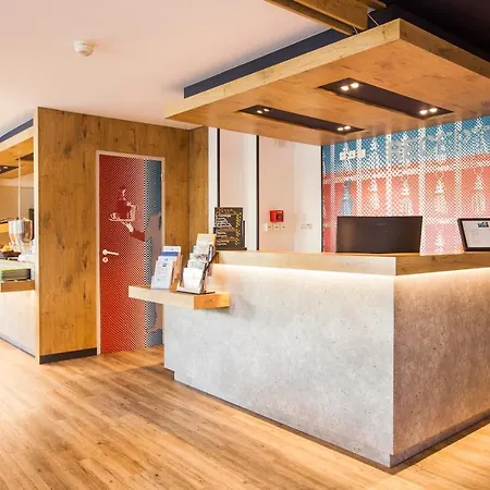 Ibis Budget Centre Millenaire - מלון 2*